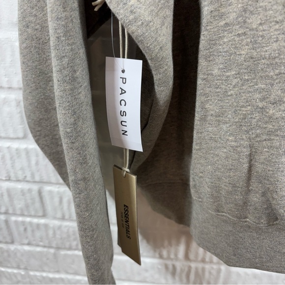 Fear Of God Essentials Stretch Limo Black Pullover Hoodie Men’s NWT - Picture 13 of 16